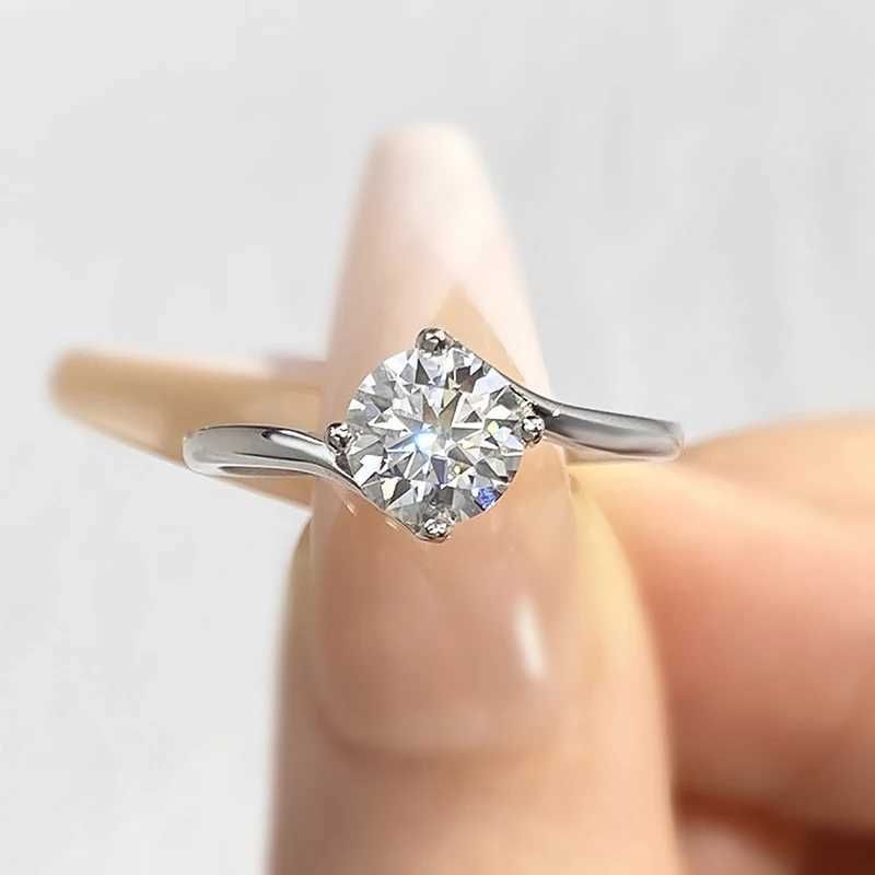 1 Carat Moissanite