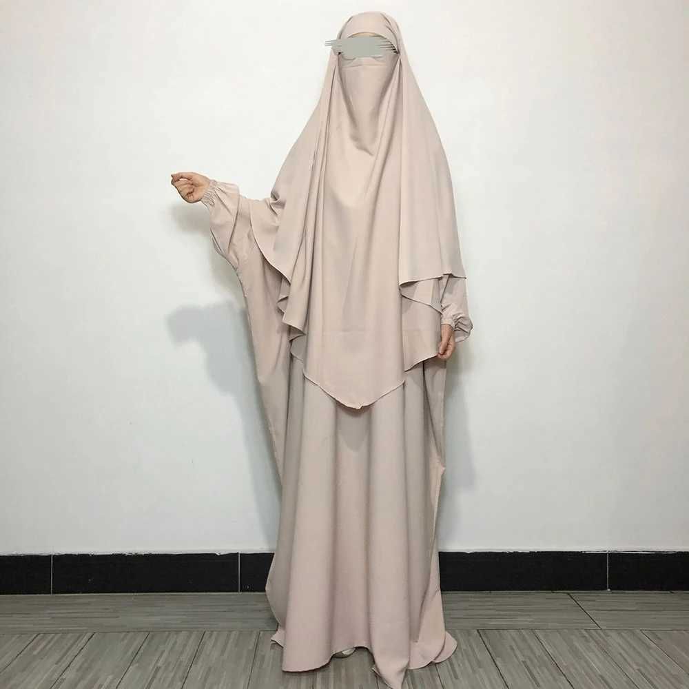 Beige lengte 147cm