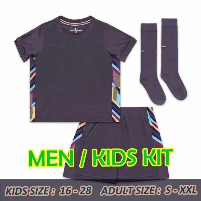 24 25 away kids kit socks