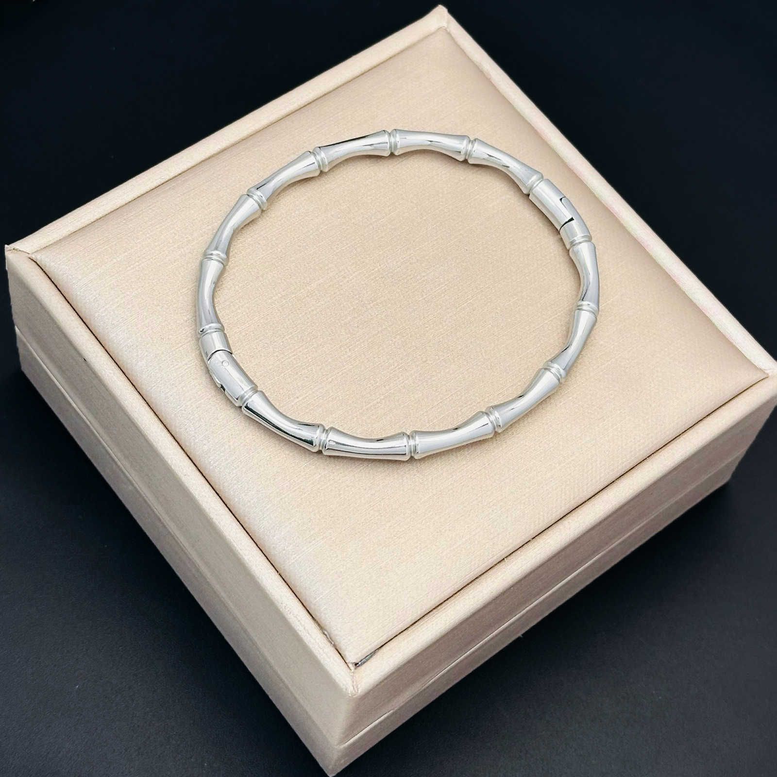 4029 Bamboe armband zilver-één maat f