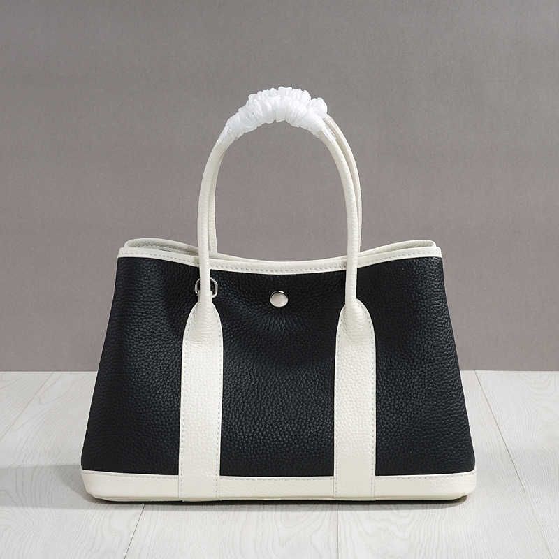 Black with White 36cm