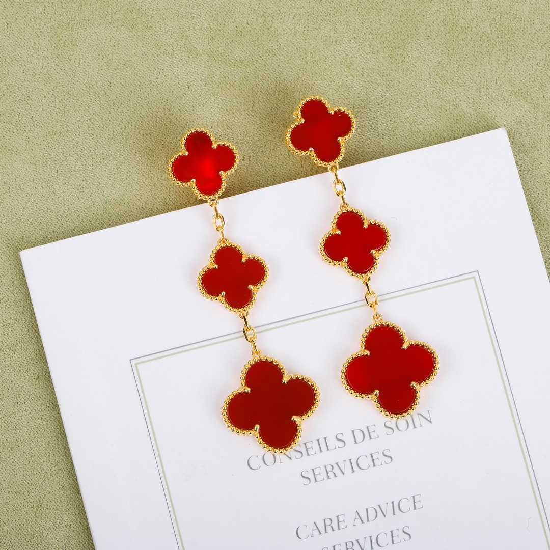 Palourde d'oreille en calcédoine rouge à trois fleurs-C