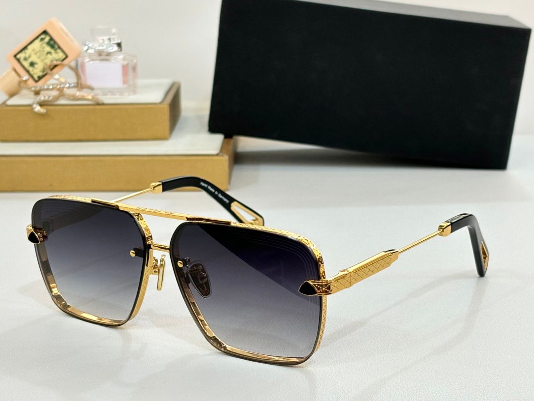 Gold frame Gradient grey lens