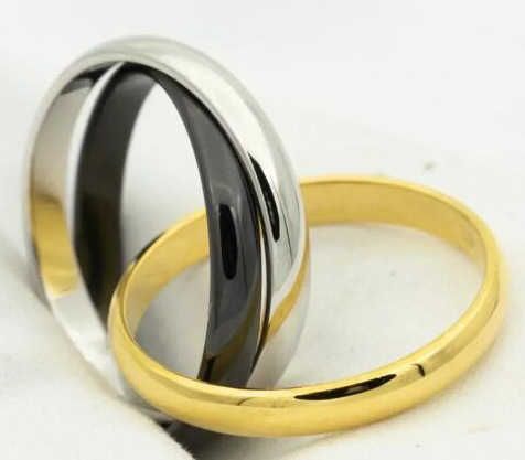 Drie kleuren drie ringen zwart goud wit