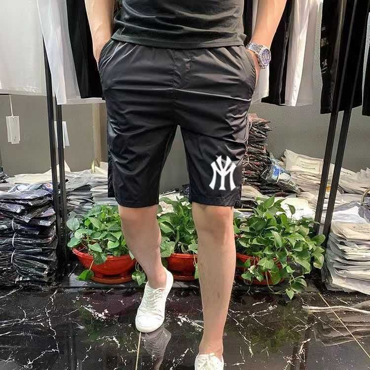 Ny Black Elastic Capris