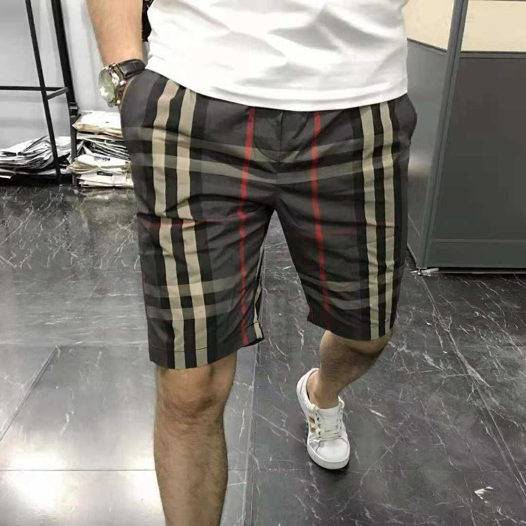 K019 Check Capris Dark