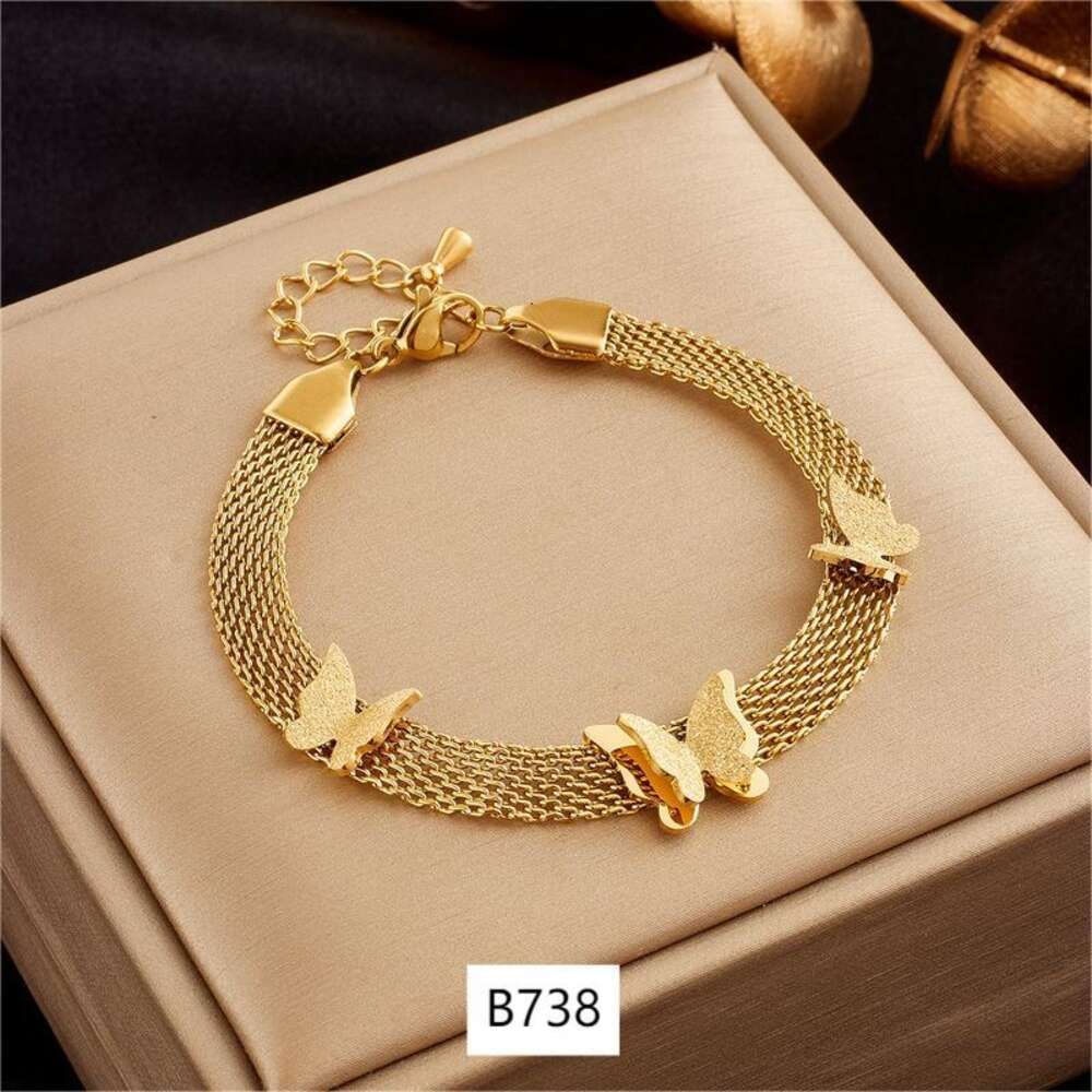 B738-Bracelets, Bangles