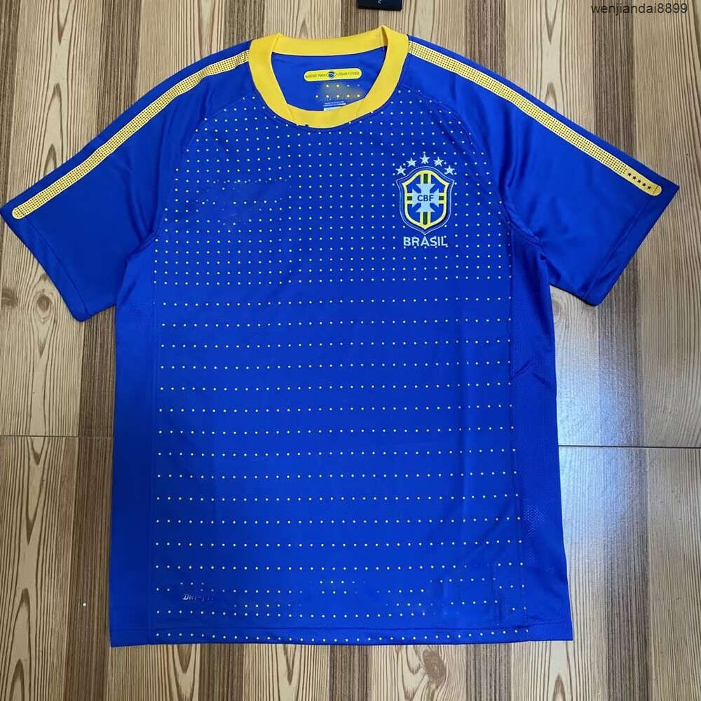 2010 Brazil Away