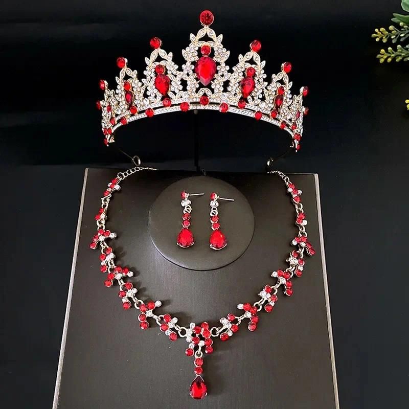 Red Necklace Set.