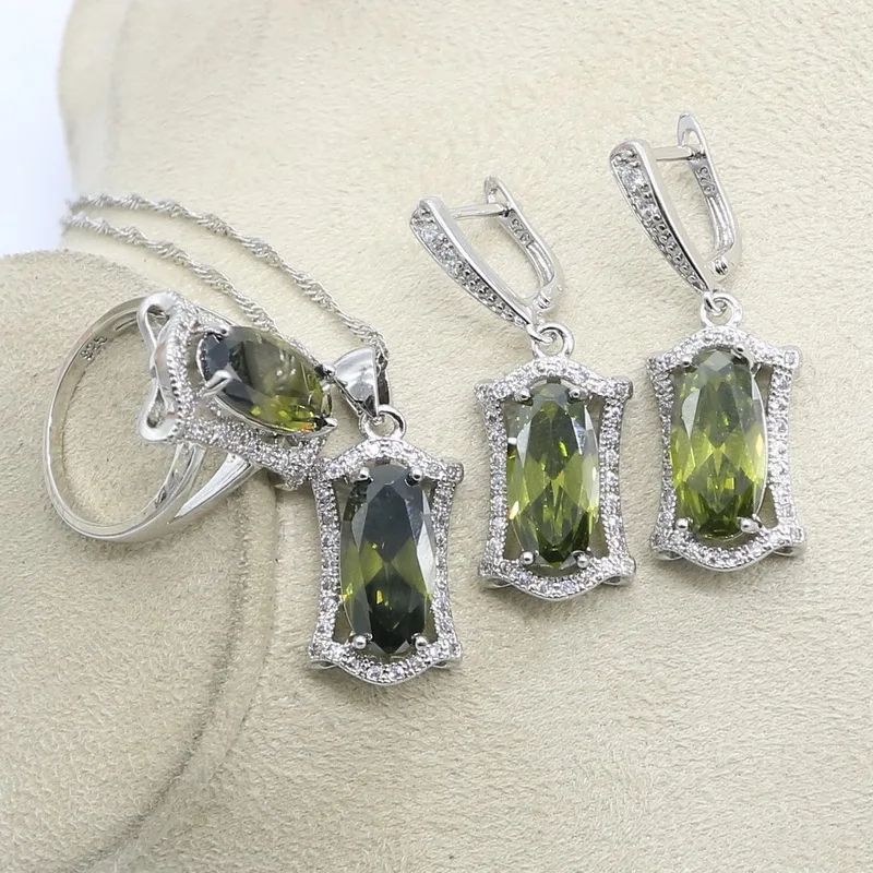 Gem Color:Green PeridotRing Size:8