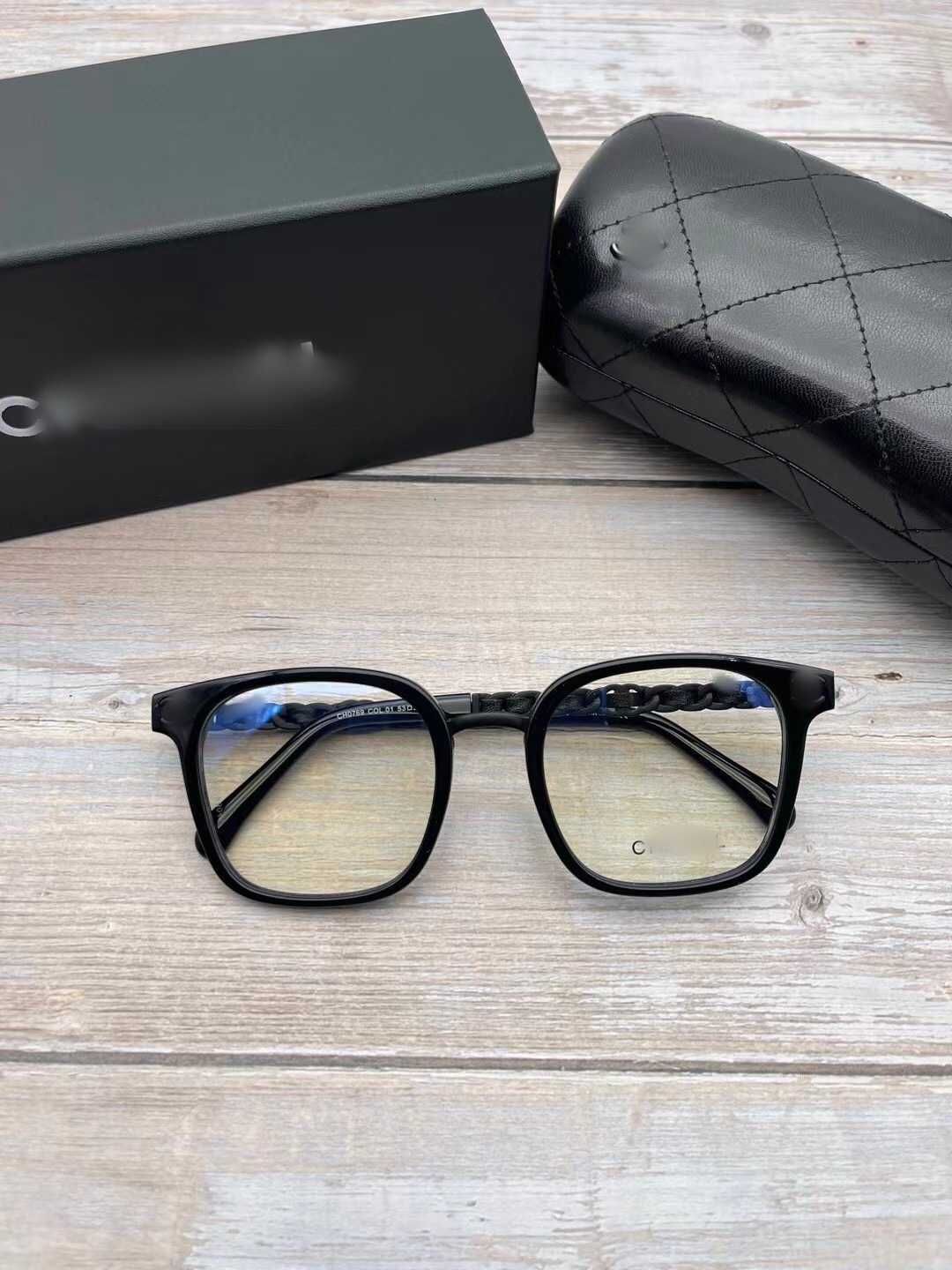 Glasses+packaging