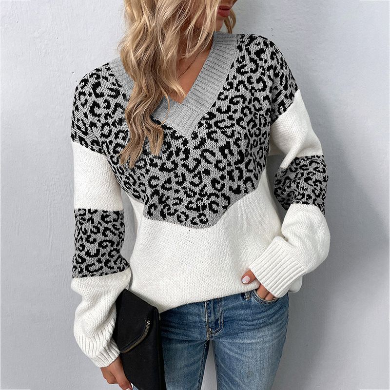 Gray leopard print