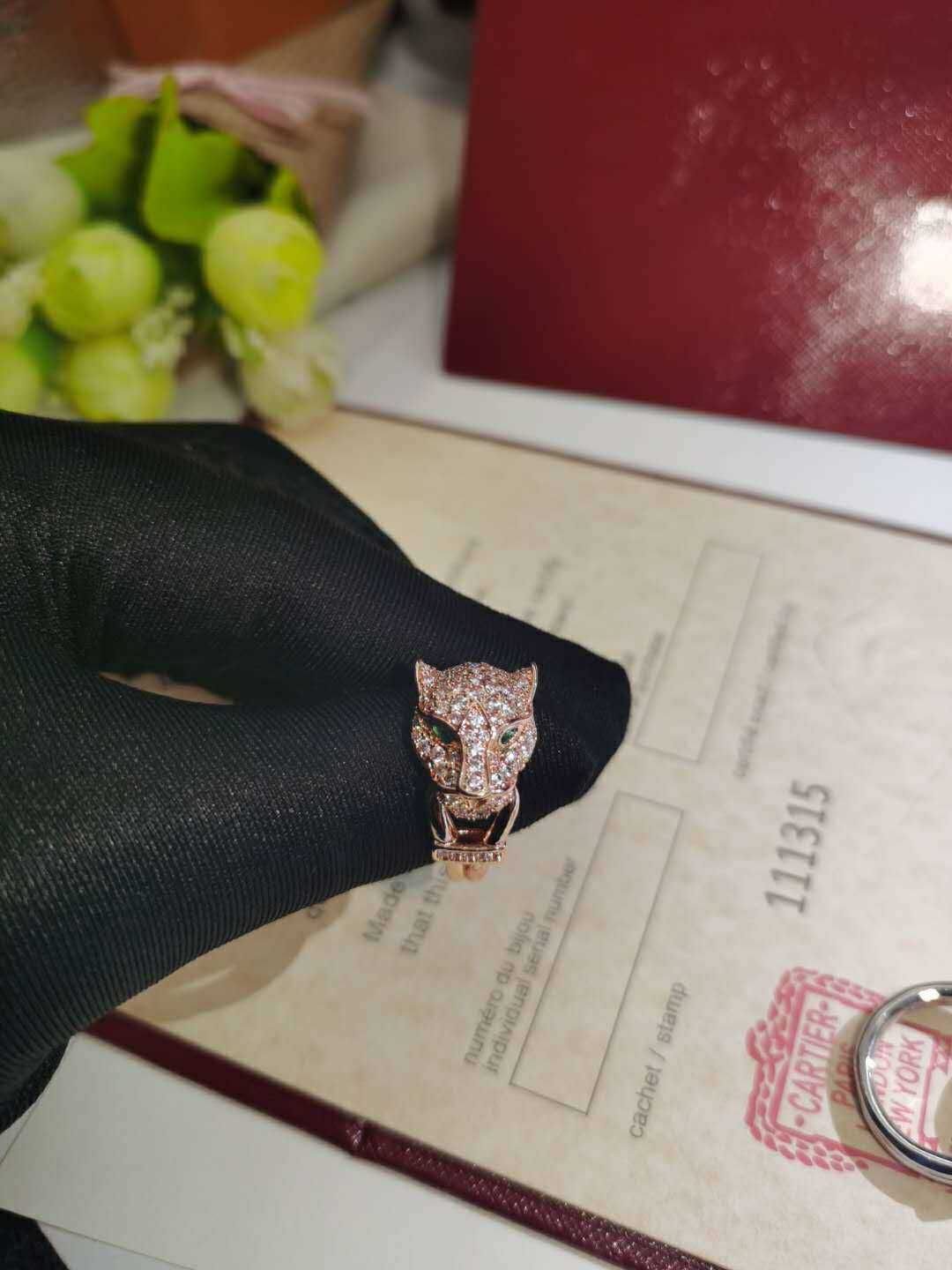 Anel de diamante de leopardo de ouro rosa