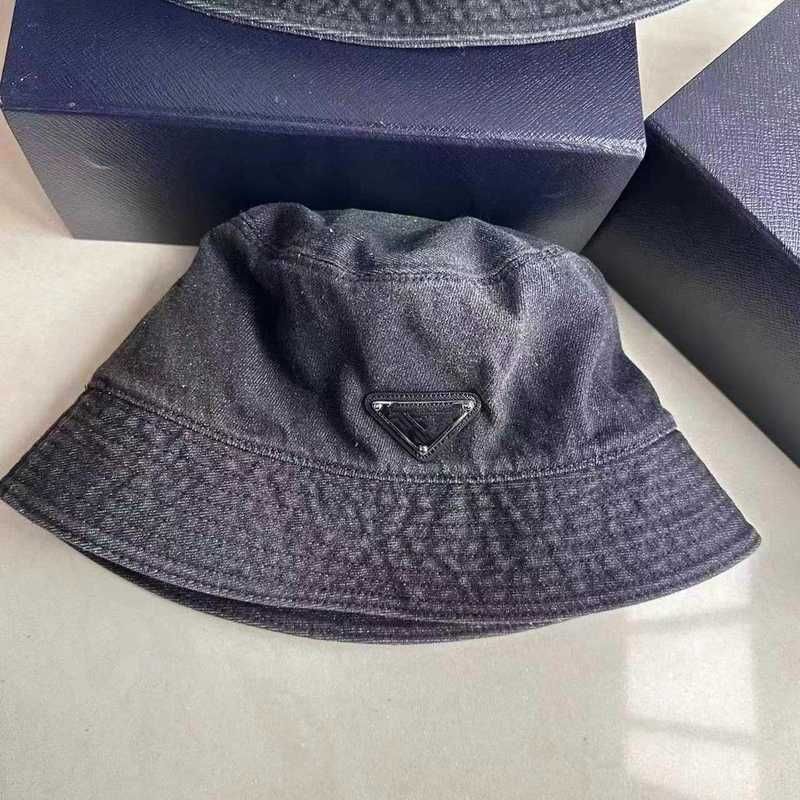 Black Fishermans Hat