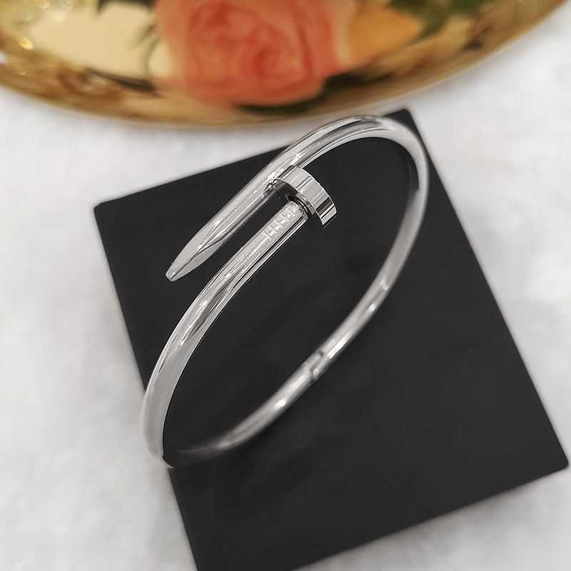 Nail Bracelet Silver