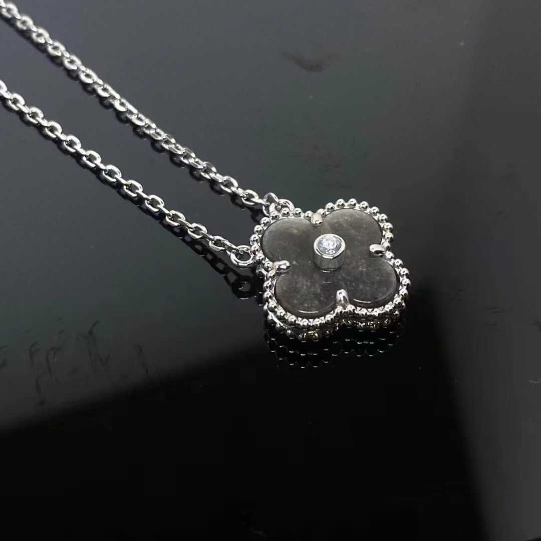 Silver Yaoshi Diamond Necklace Silver