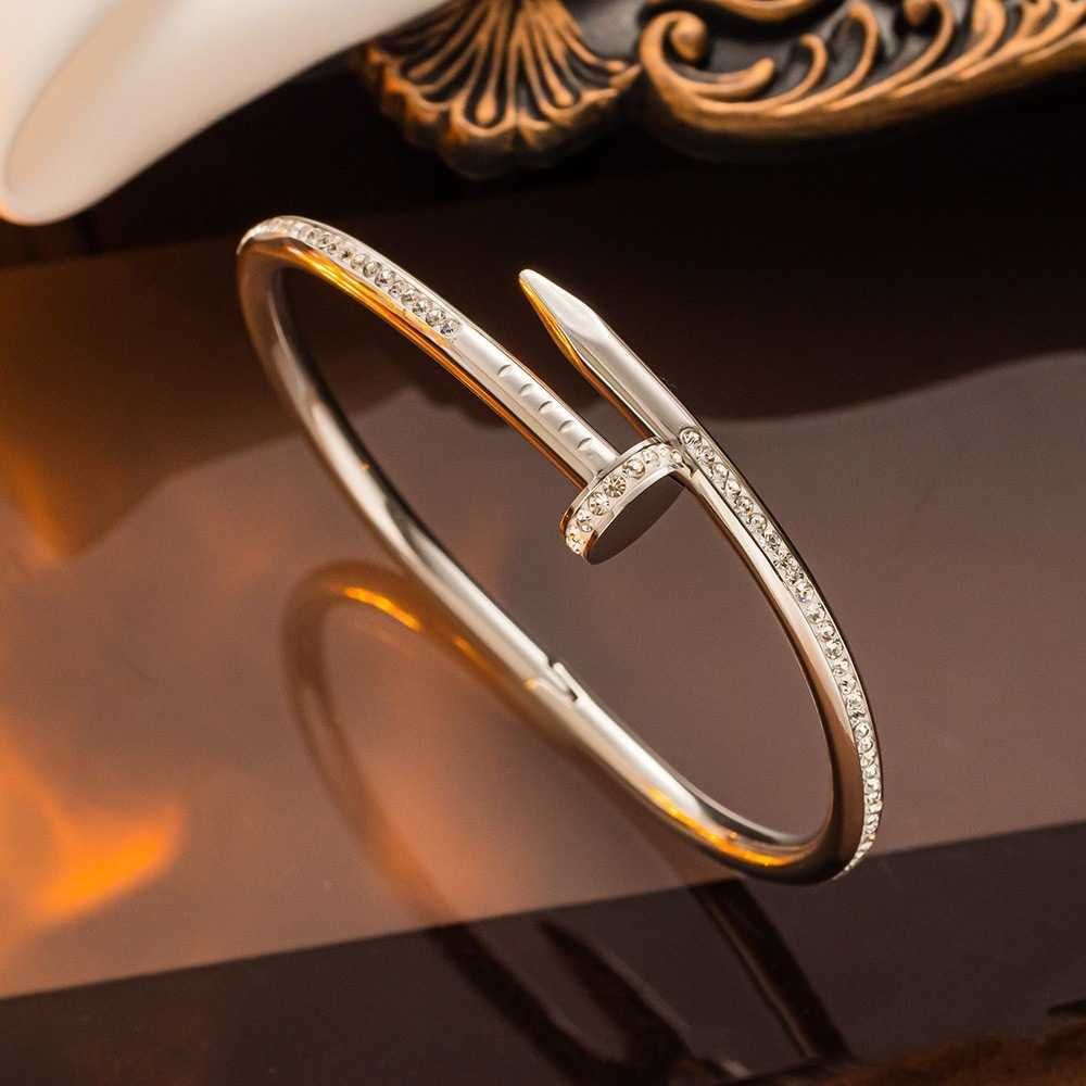 Bracciale con zirconi completi di unghie - Argento