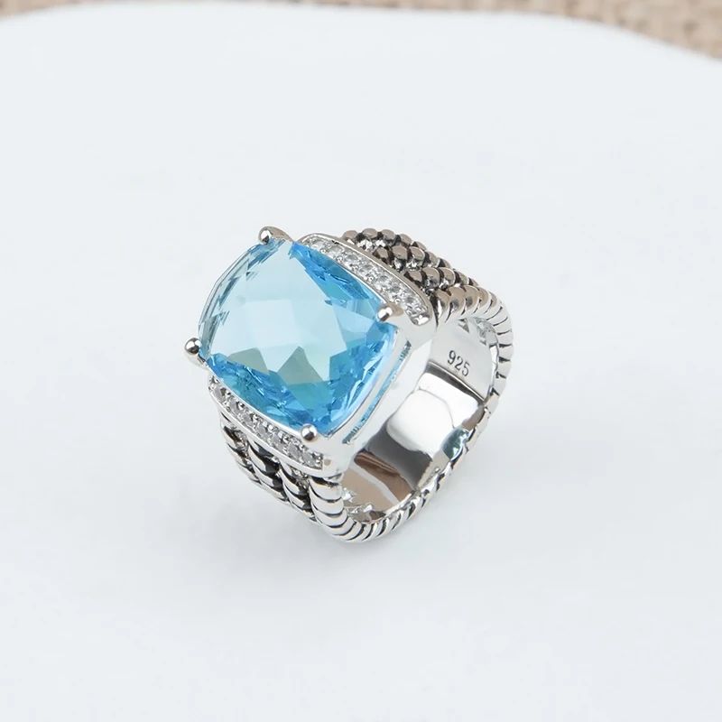 Pokazany rozmiar pierścienia: 6blue topaz