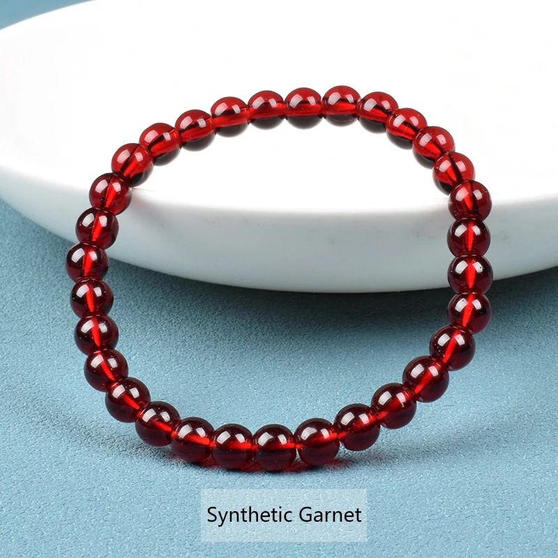 Metal Renk: Sentetik Garnet