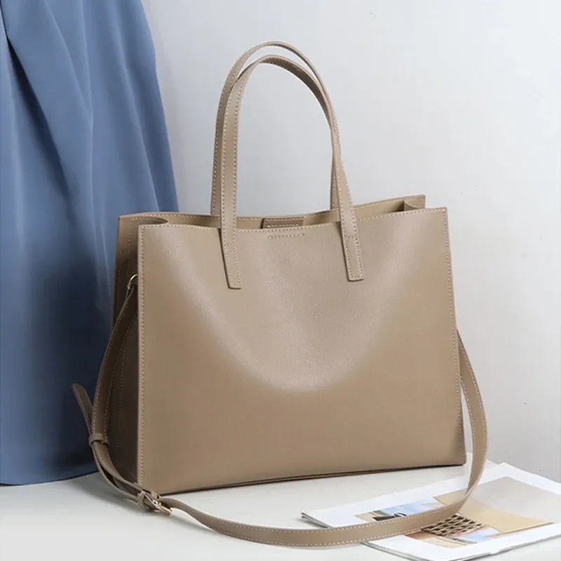 Khaki W37 H28cm