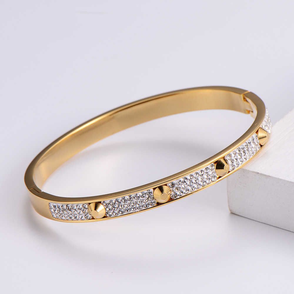 Gouden nagelarmband