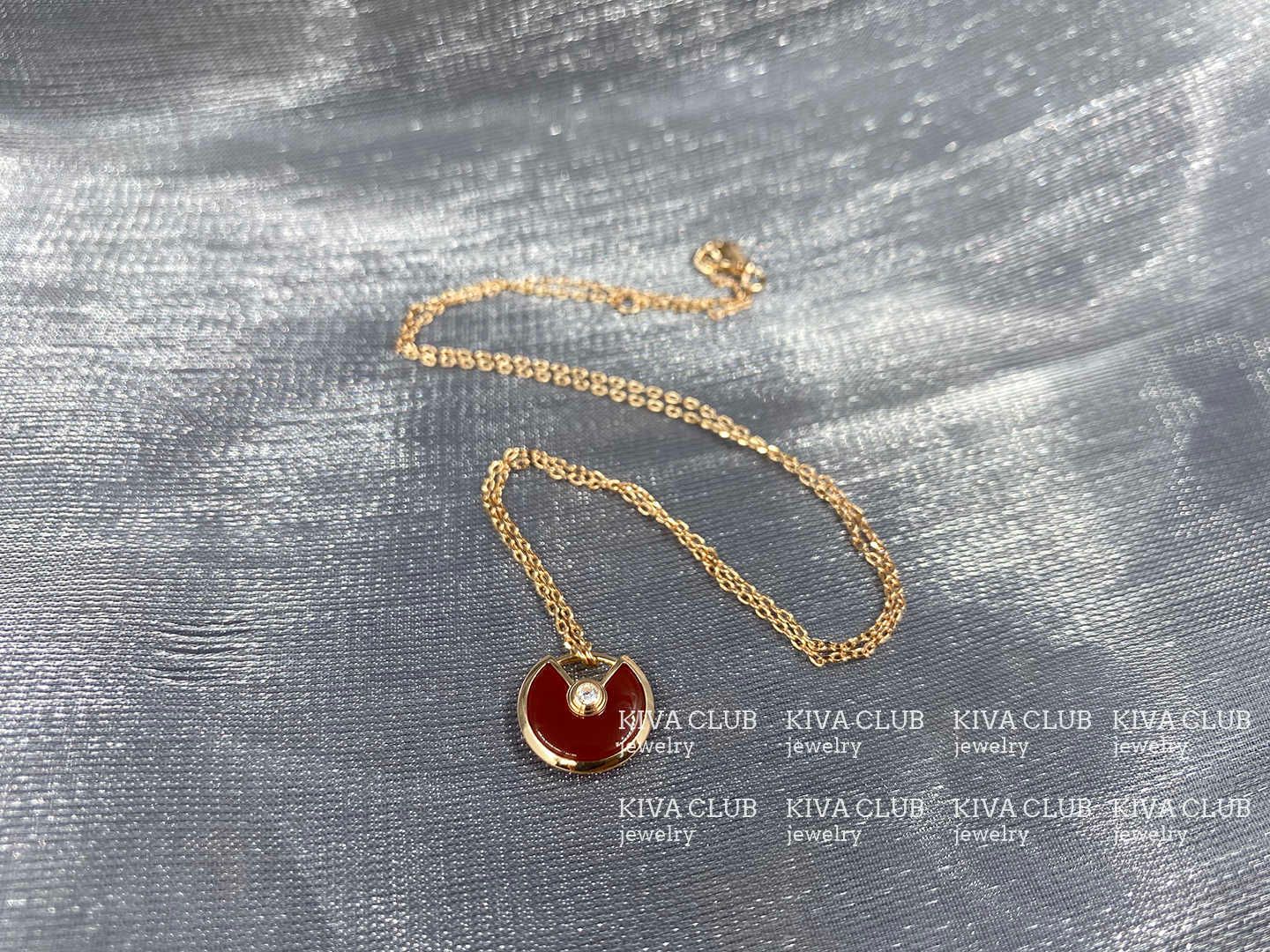 Amuleto - Calcedônia Vermelha Rosa Ouro