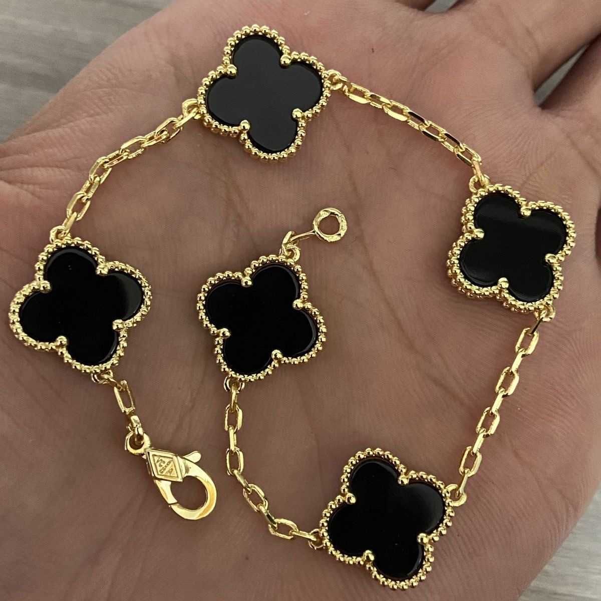 Gold Black (five Flower Bracelet)