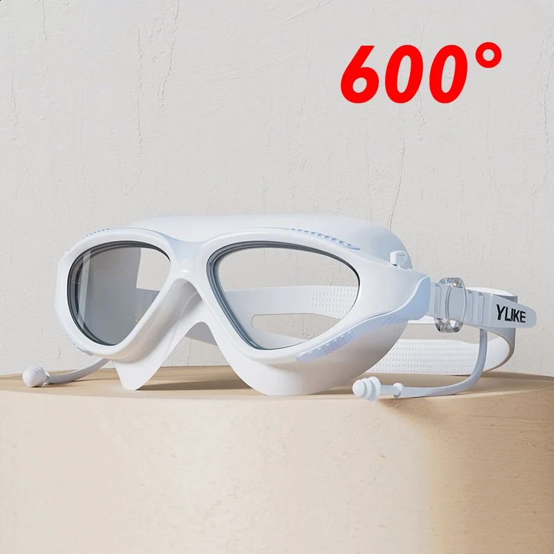 White 600