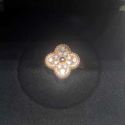 Or rose en diamant complet