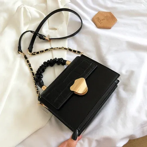 Black Shoulder Bags