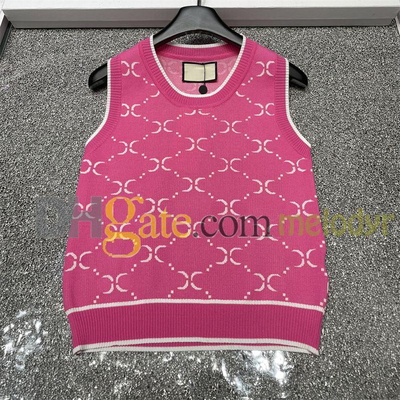 Vest-pink