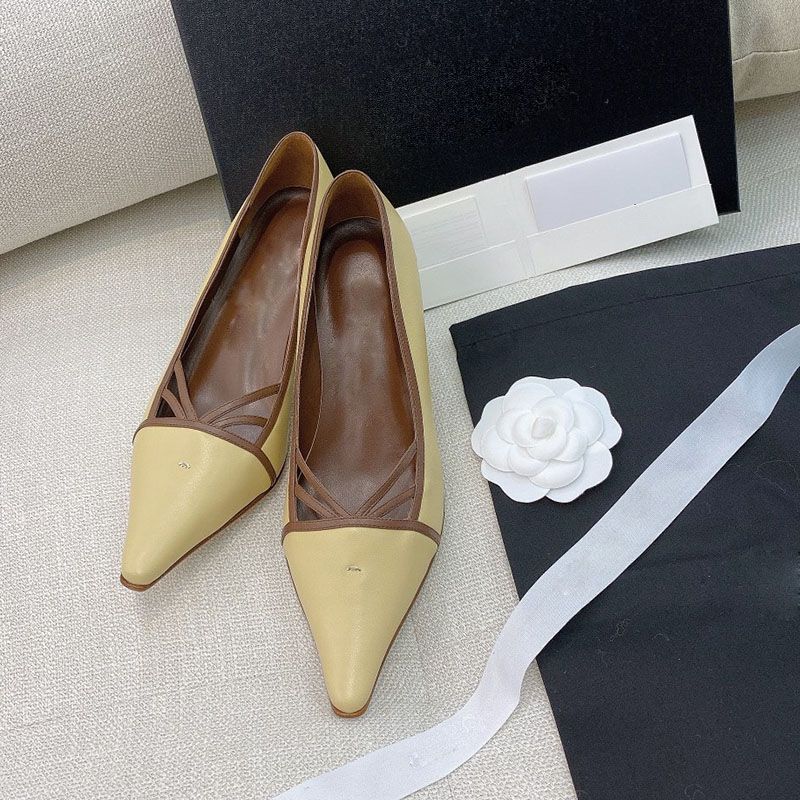 Khaki dress shoe