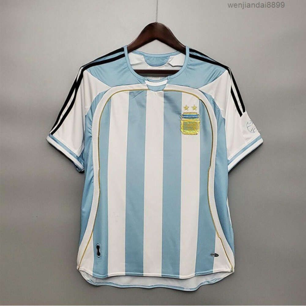 2006 Argentina Home