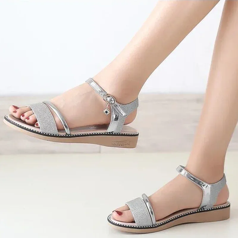 Silver 3 cm heel