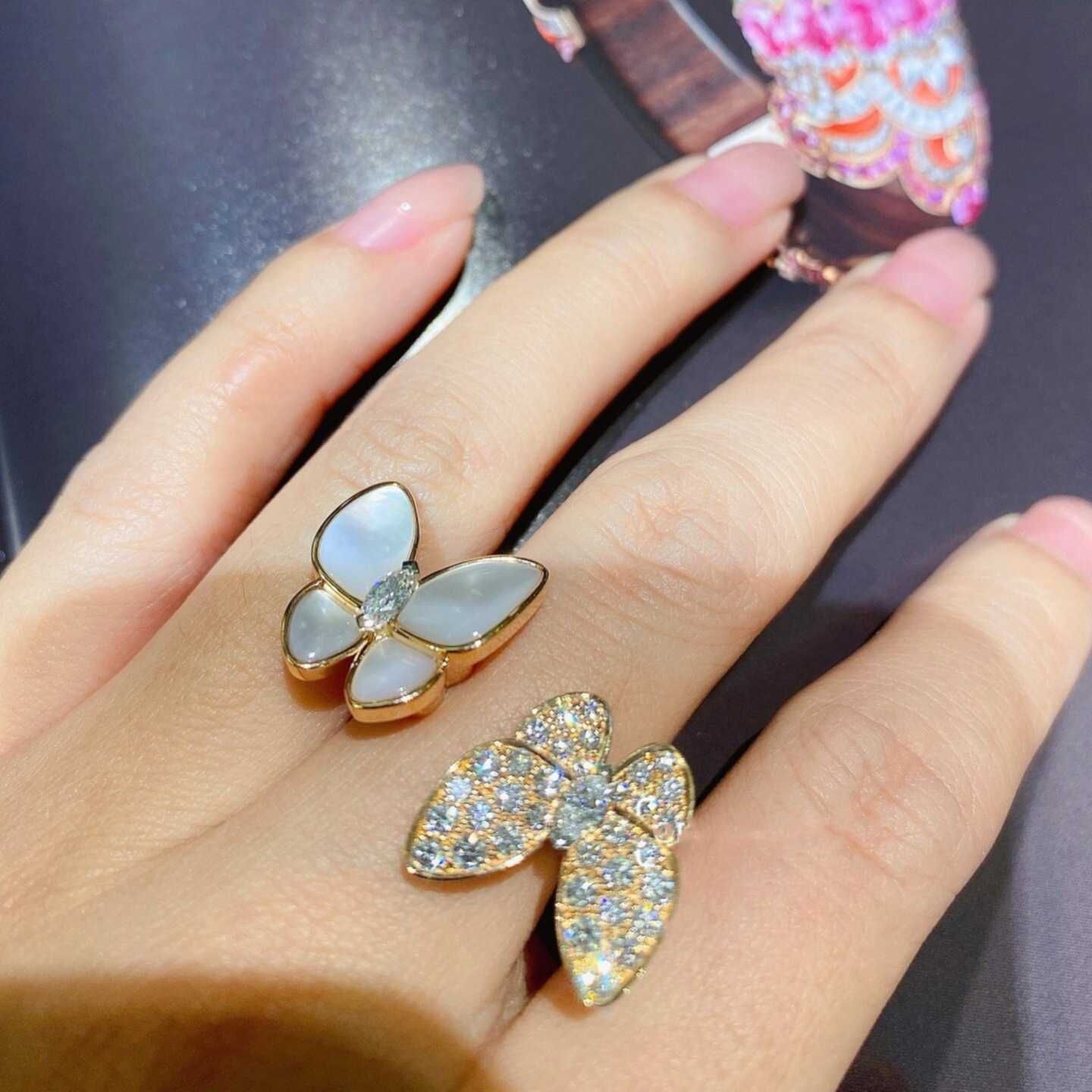 Fanjia Double Butterfly Offener Ring – Wh