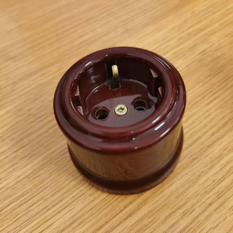 Type:Brown EU Socket