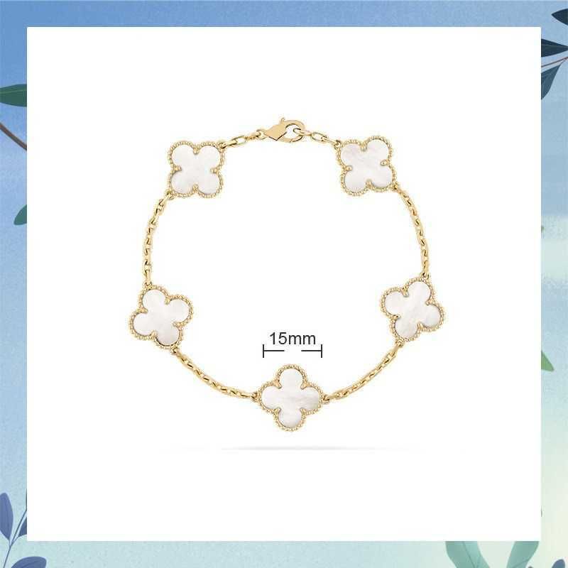 White Fritillaria Bracelet Golden