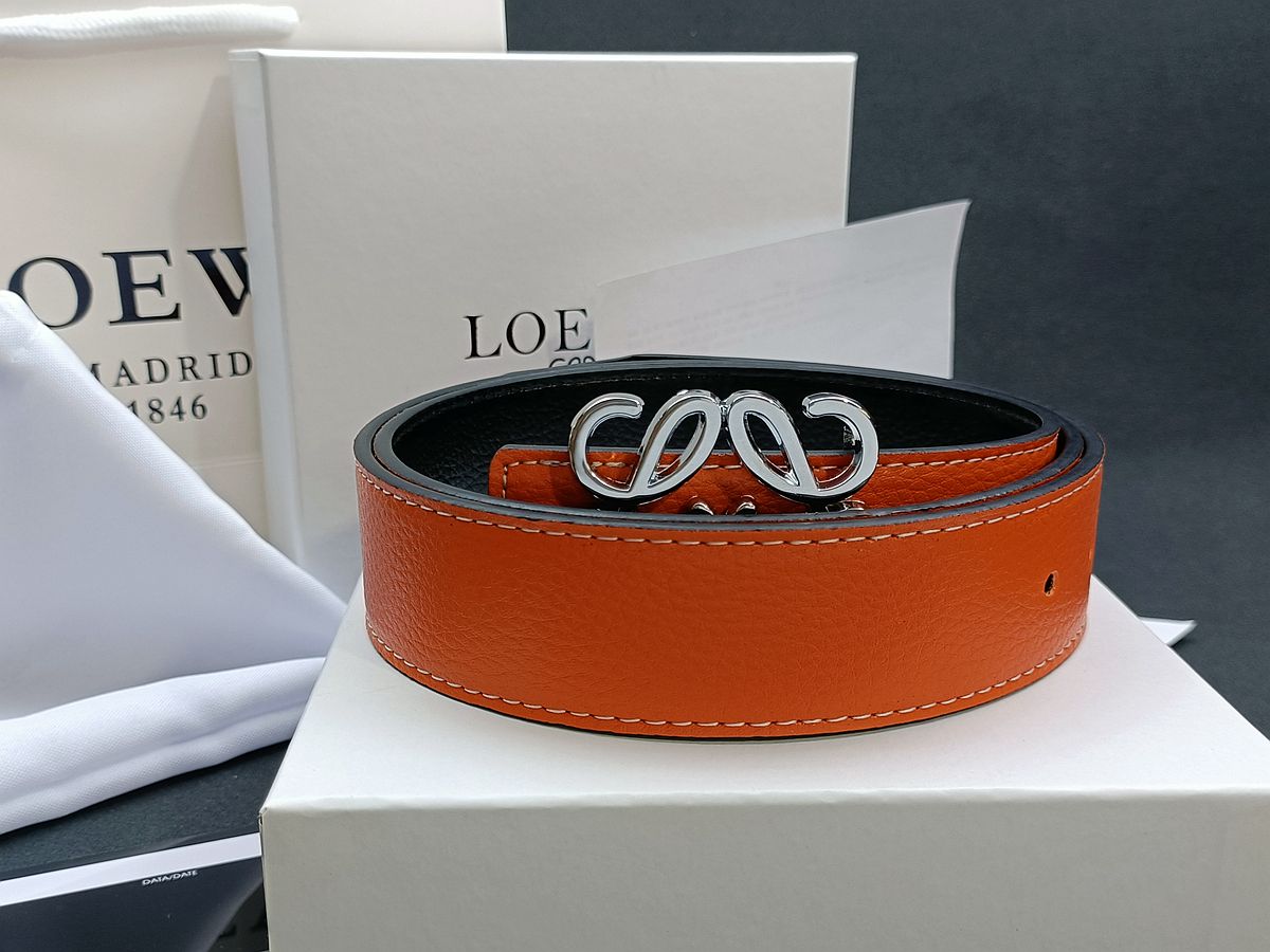 Silver buckle orange