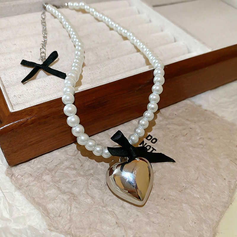 1 # Halskette – Weiß