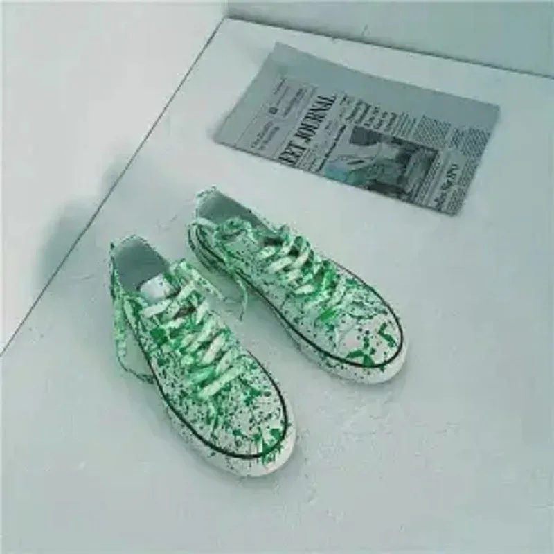 Low top light green