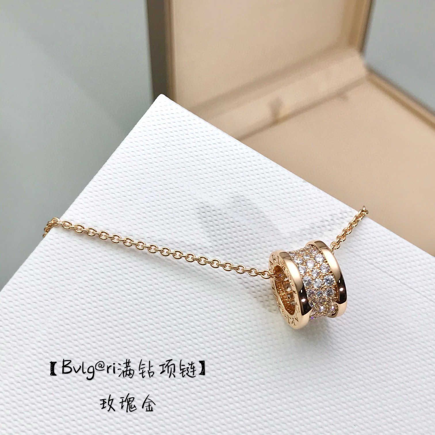 Rose Gold Full Diamond Duży talia NEC