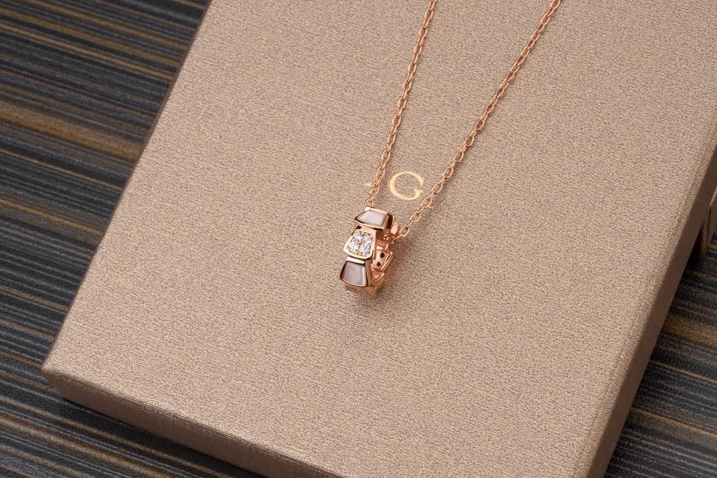 Rose Gold White Shell Diamond Snake Bo