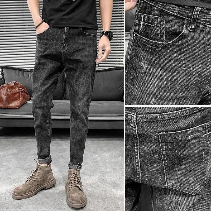 9009 Black Jeans