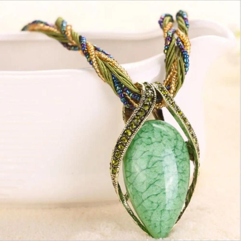 Green-Oval Pendant