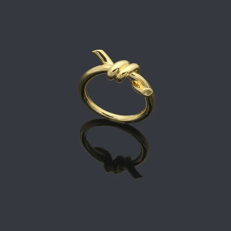 019-25 Złoty pierścień