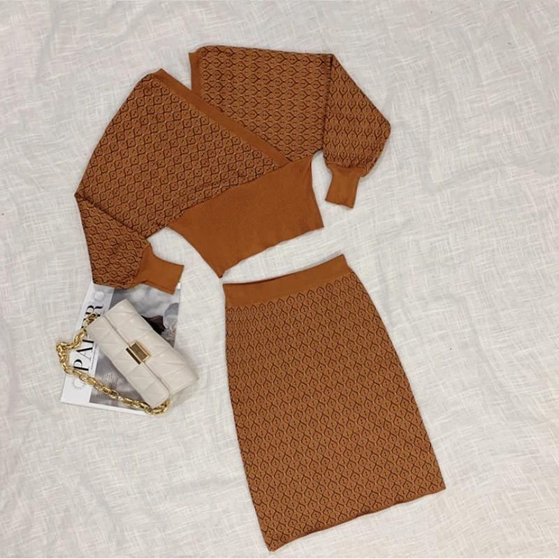 Two-piece set 4