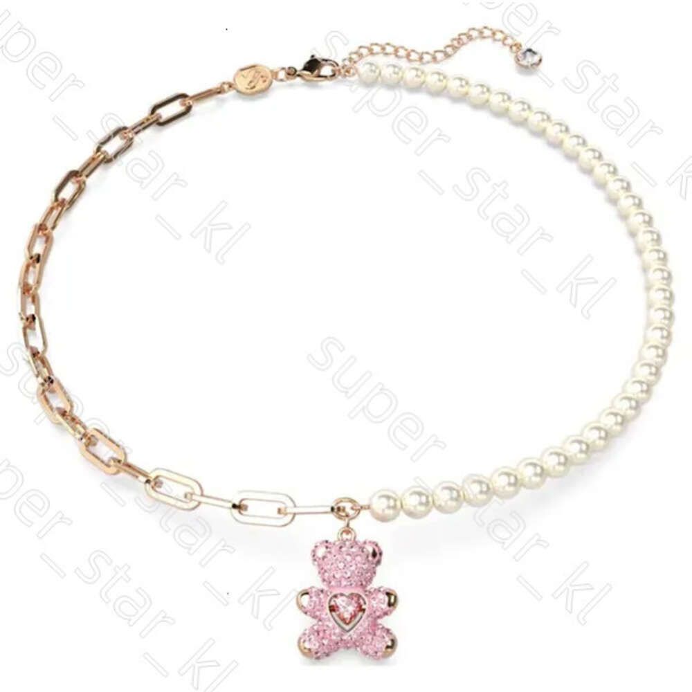 Collana di orso rosa