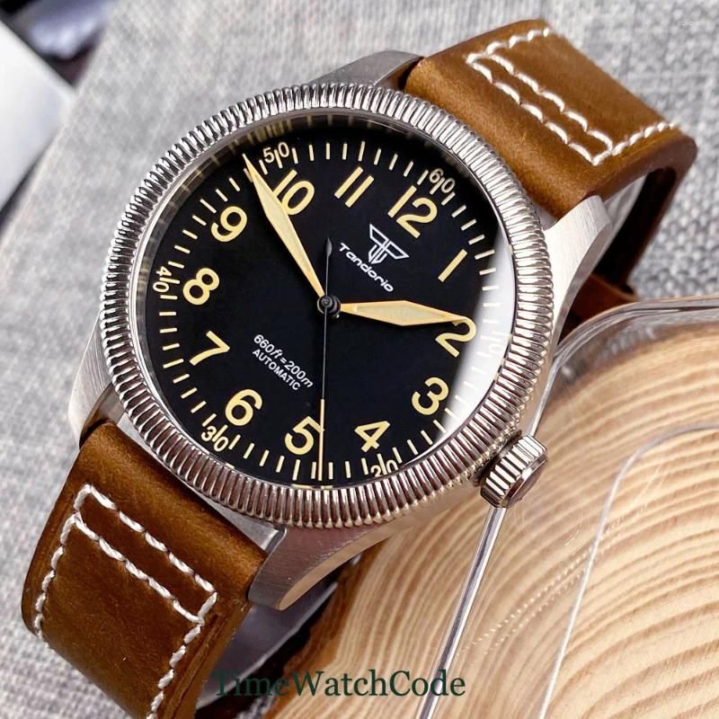 Black dial Tandorio