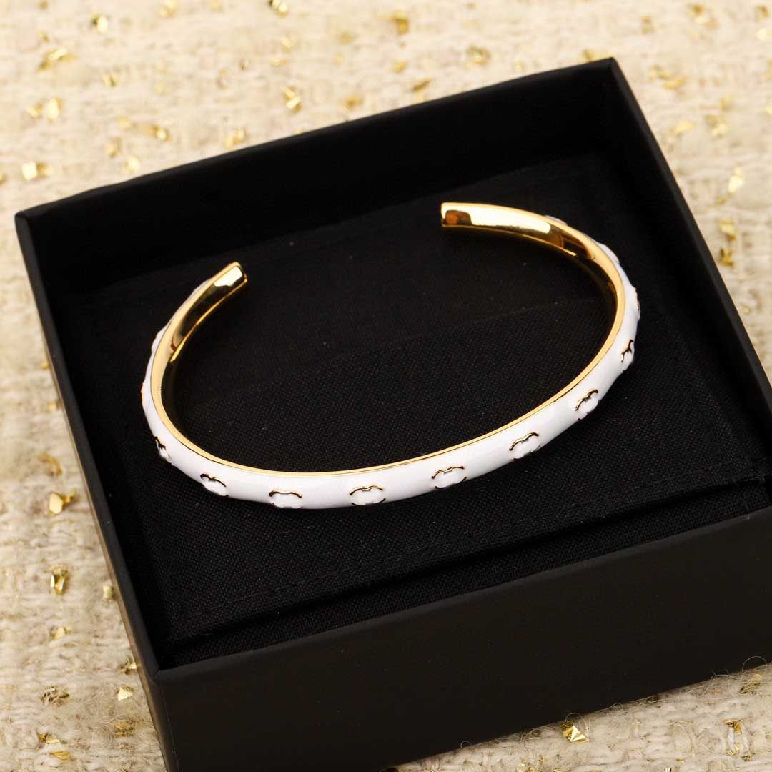 002 Bangle+ коробка