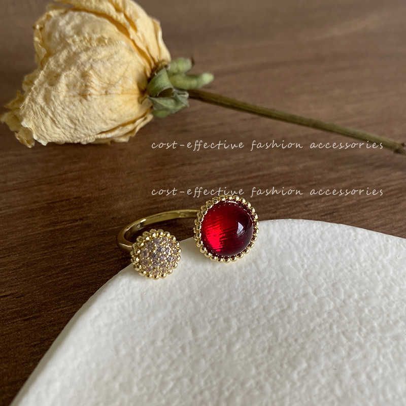 Red Water Diamond Ball Ring